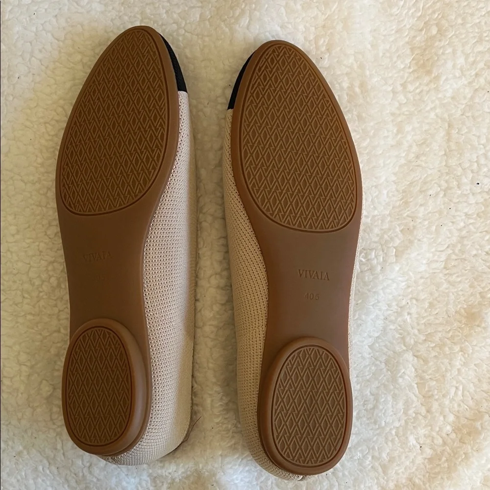 NWT Tamia 2.0 almond/black vivaia shoes 40.5 - Picture 2 of 2